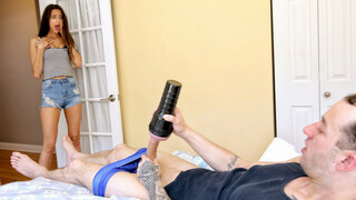 Бесплатное 4K порно с Stepbro Fucks Eliza Ibarra's Horny Stepsis with Huge Cock только на TREXPORN.NET