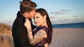 Горячее порно 4K - Deep Throat Action with Shemale TS Foxxy бесплатно на TREXPORN.NET