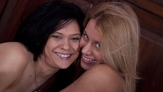 Бесплатное 4K порно с Threesome Frenzy: 2 Girls 1 Guy только на TREXPORN.NET