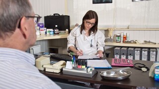 Горячее порно 4K - Mister Bate, Shut Your Mouth! бесплатно на TREXPORN.NET