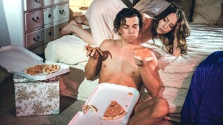 Бесплатное 4K порно с Fucked Up Russian Brunette только на TREXPORN.NET