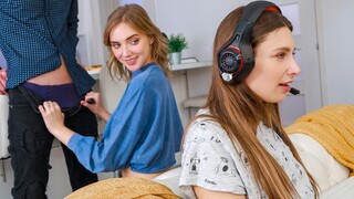 Горячее порно 4K - Skinny Blonde Gets Played in Standing Doggystyle & Missionary бесплатно на TREXPORN.NET