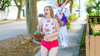 Бесплатное 4K порно с Easter Surprise with jmac and Dolly Leigh только на TREXPORN.NET
