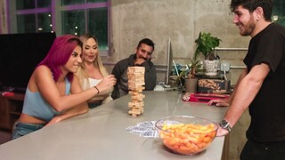 Горячее порно 4K - Big Tits Lesbian Fun with Callie Brooks бесплатно на TREXPORN.NET