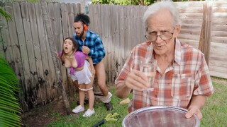 Бесплатное 4K порно с Petite Brunette Gagging on Big Cock – POV Blowjob & Cumshot только на TREXPORN.NET