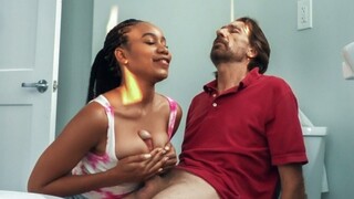 Горячее порно 4K - Spy Gets Naughty - Jenna Foxx Titty Fuck & Pussy Licking in Bathroom бесплатно на TREXPORN.NET