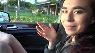 Горячее порно 4K - Ariel Grace Gets Fingered and Makes Her Pussy Flow Outdoors бесплатно на TREXPORN.NET