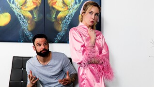 Бесплатное 4K порно с Blonde Aiden Ashley Takes Alex Legend's Big Cock Deep только на TREXPORN.NET