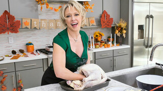 Горячее порно 4K - Hot MILF Dee Williams Takes Rion King's Big Cock for Thanksgiving бесплатно на TREXPORN.NET