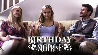 Горячее порно 4K - Blonde MILF Sarah Vandella Gets Birthday Threesome Creampie бесплатно на TREXPORN.NET