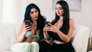 Горячее порно 4K - Stepmom & Stepdaughter Lesbian Sex – Alyx Star Eats Queenie Sateen’s Shaved Pussy бесплатно на TREXPORN.NET