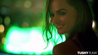 Бесплатное 4K порно с Blair Williams Takes Oliver Flynn's Raw Cock Doggystyle только на TREXPORN.NET