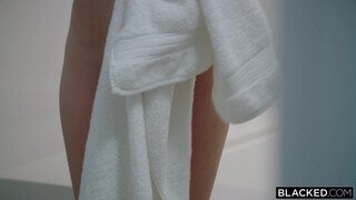 Горячее порно 4K - Hot Brunette Kyler Quinn Addicted To BBC - Spit Roast & Threesome Fuck бесплатно на TREXPORN.NET