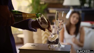 Горячее порно 4K - FFM Threesome with Two Girlfriends and a Big Black Cock бесплатно на TREXPORN.NET