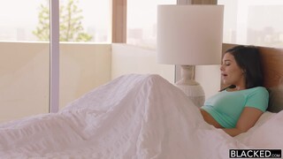 Горячее порно 4K - Violet Starr Takes Jason Brown's Big Cock in Intense Interracial Scene бесплатно на TREXPORN.NET