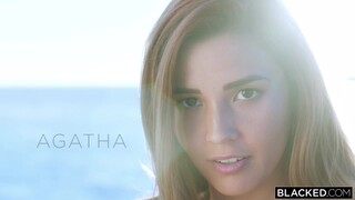 Горячее порно 4K - Brunette Agatha Vega gets pussy licked and fucked doggystyle бесплатно на TREXPORN.NET