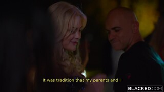 Горячее порно 4K - Outdoor Sex - Petite Blonde Takes Big Cock in Summer бесплатно на TREXPORN.NET