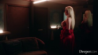 Горячее порно 4K - Blonde Bombshell Savannah Bond Gets What She Desires бесплатно на TREXPORN.NET