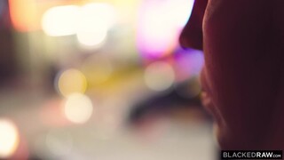 Горячее порно 4K - Anya Olsen Gets Hardcore Interracial Fuck In Hotel бесплатно на TREXPORN.NET