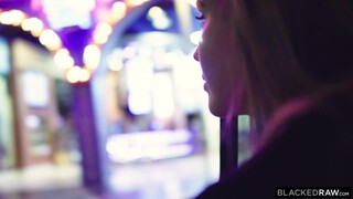 Бесплатное 4K порно с FFM Threesome - Anna Claire Clouds & Jazmin Luv Ride Big Cock & Take Cum in Mouth только на TREXPORN.NET