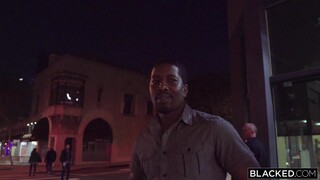 Горячее порно 4K - Emily Right Sucking Big Black Cock - Titty Fuck & Facial бесплатно на TREXPORN.NET