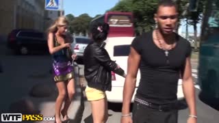 Горячее порно 4K - Amateur Russian brunette Bella Margo enjoys outdoor surprise бесплатно на TREXPORN.NET