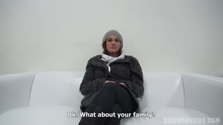 Бесплатное 4K порно с Stunning European Dominika Takes Big Cock in Throat только на TREXPORN.NET