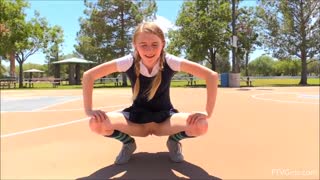 Бесплатное 4K порно с Young Sharlotte Showing Off in Pigtails - Public Solo Fun только на TREXPORN.NET