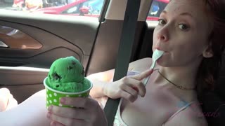 Горячее порно 4K - Athena Rayne gives a wild outdoor footjob and facial бесплатно на TREXPORN.NET