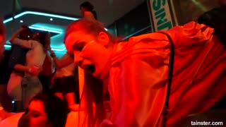 Горячее порно 4K - Blonde MILFs Nicole Vice & Nathaly Cherie Fuck Hard on Cam бесплатно на TREXPORN.NET