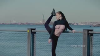 Бесплатное 4K порно с Sexy Emily Takes You on a Nude Tour of NYC - Skinny & Hot только на TREXPORN.NET