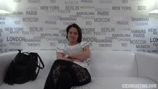 Бесплатное 4K порно с Mellow Michaela European Brunette Casting только на TREXPORN.NET