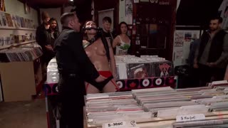 Горячее порно 4K - Wenona Brutally Humiliated in Public – Rough BDSM Slave Play бесплатно на TREXPORN.NET