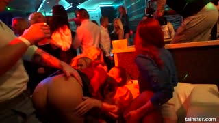 Бесплатное 4K порно с Hot Lesbian Group Sex - DSO Party with Big Tits Brunettes & Blondes только на TREXPORN.NET