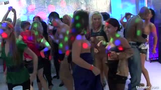 Горячее порно 4K - Hot Brunettes & Blondes Orgy - Interracial Party with Big Cocks бесплатно на TREXPORN.NET