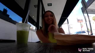 Горячее порно 4K - Cute Blonde Kimora Quin Takes Cumshot Outdoors бесплатно на TREXPORN.NET