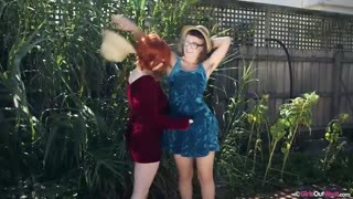 Горячее порно 4K - Hairy Brunette & Tattooed Redhead Lesbians Fuck in Garden - Panda & Rosie бесплатно на TREXPORN.NET