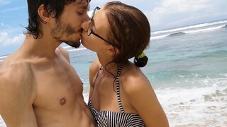 Горячее порно 4K - Bali Beach Vlog: Evie Blowbang and Face Fucks Josh бесплатно на TREXPORN.NET