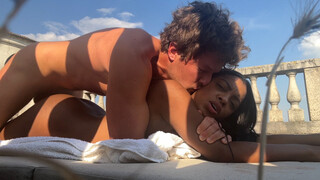 Горячее порно 4K - Essel and Sofi: Balcony Blowbang Quickie бесплатно на TREXPORN.NET