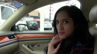 Бесплатное 4K порно с Skinny Brunette Chloe Amour Smiles on Zoo Date только на TREXPORN.NET