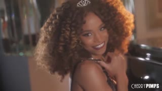 Бесплатное 4K порно с Solo Piano Action with Cecilia Lion - Hairy Brunette Ebony только на TREXPORN.NET