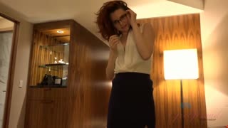 Горячее порно 4K - Hairy Emma Evins Takes Creampie After Naughty Wine Date - POV Fuck бесплатно на TREXPORN.NET