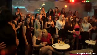 Бесплатное 4K порно с Hardcore Party Fuck Fest - Brunette & Blonde Deepthroat Big Cocks только на TREXPORN.NET