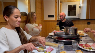 Горячее порно 4K - Swinger Feast: Hairy Pussies and Condom Fun – Follow Me 2 бесплатно на TREXPORN.NET
