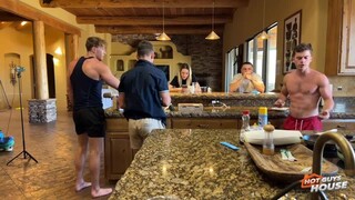 Горячее порно 4K - Tattooed Beauties Enjoy Last Day Together бесплатно на TREXPORN.NET