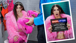 Горячее порно 4K - Old Man Ryan Mclane Teases Young Sofie Reyez with Cum бесплатно на TREXPORN.NET