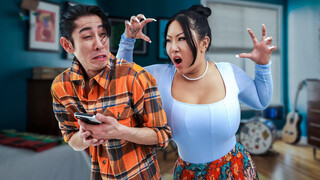 Горячее порно 4K - Young and Wild: Connie's Crazy Cum-Filled Adventure бесплатно на TREXPORN.NET