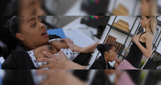 Бесплатное 4K порно с Futa Girls in Trouble только на TREXPORN.NET