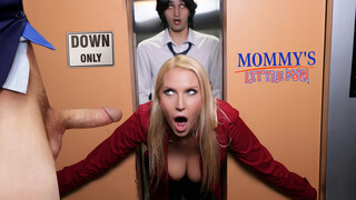 Бесплатное 4K порно с Axel Haze Gets Double Teamed by MILF and Young Blonde только на TREXPORN.NET