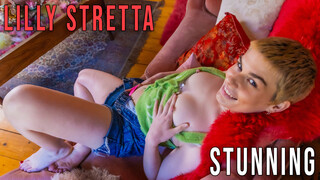 Бесплатное 4K порно с Stunning Aussie Lily Stretta Plays with Toys только на TREXPORN.NET